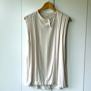 Lululemon Modal pleated shoulder tank, off white/ bone color, sz4